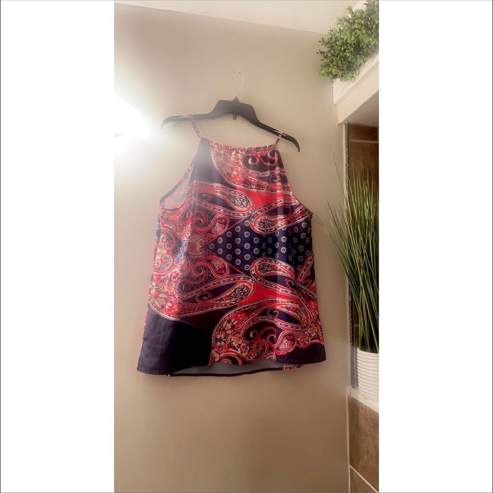 Groovy Tank Top - Picture 2 of 3